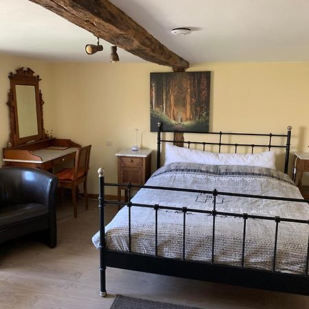 B&B Au Coeur De Villers Ngoại thất bức ảnh
